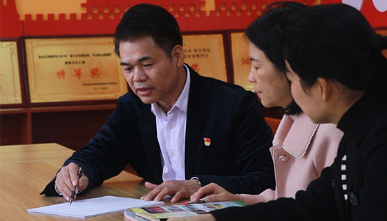 教育领路人——贵港市“名校长”系列访谈之卜松旺个人简介